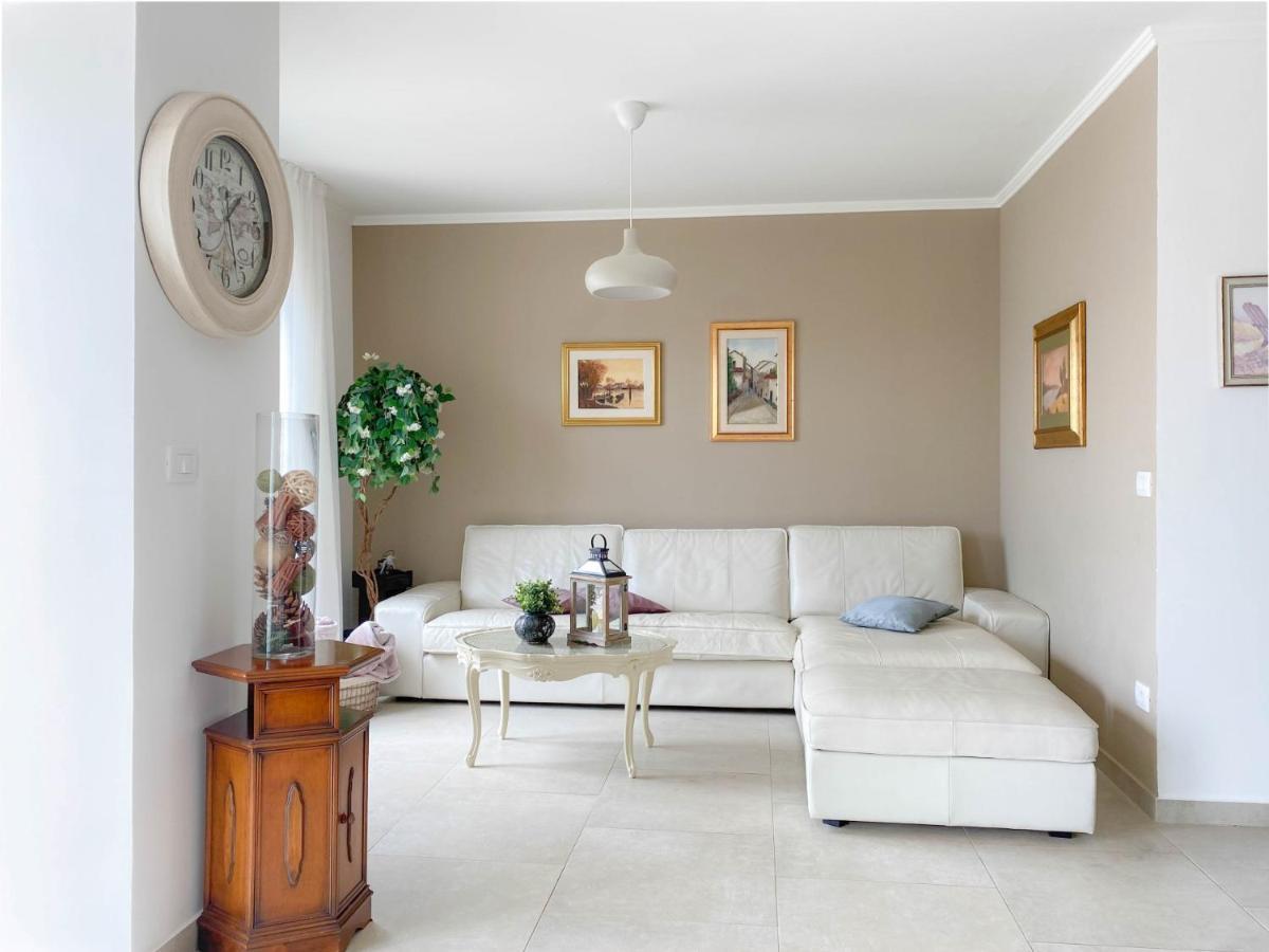 Casa Hana Bužinija Buitenkant foto